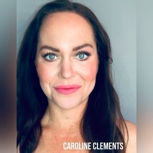 Meet your Posher, Caroline